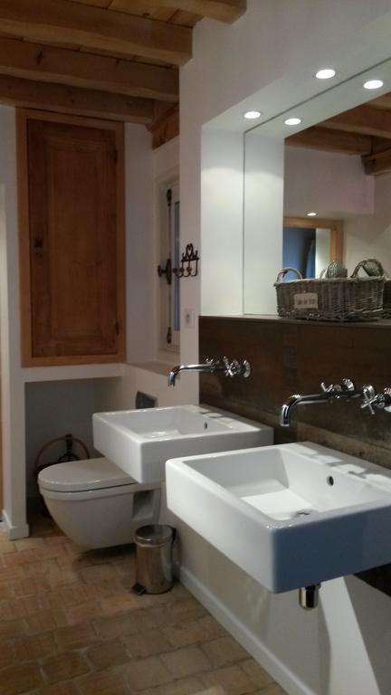 La Ruette Aux Loups Hotel Collonges-au-Mont-d'Or Room photo