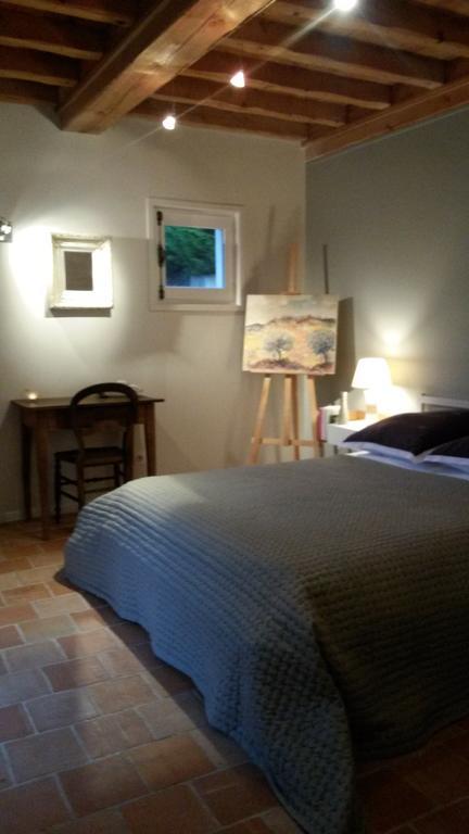 La Ruette Aux Loups Hotel Collonges-au-Mont-d'Or Room photo